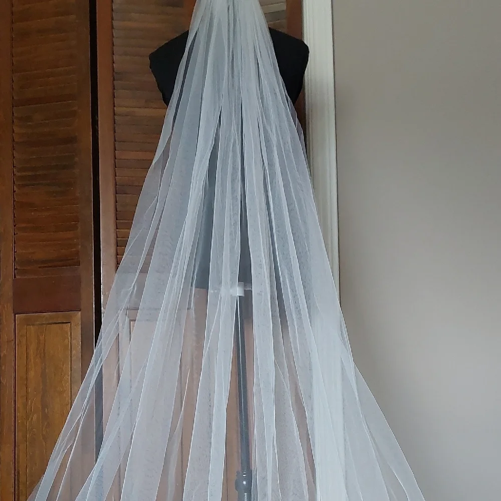 Elegant Ivory Cathedral Length Veil w/Comb